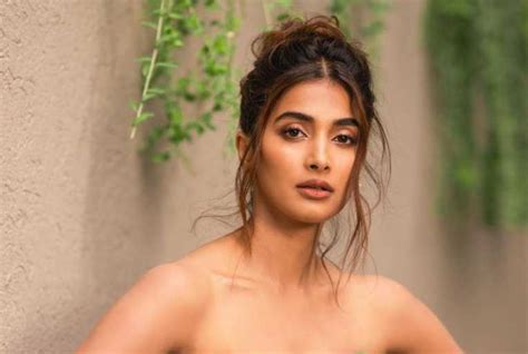 pooja hedge porn|Pooja hegde sex